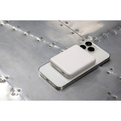 MagSafe Uyumlu 5.000 mAh Geri Dönüştürülmüş ABS Kablosuz Powerbank - Beyaz